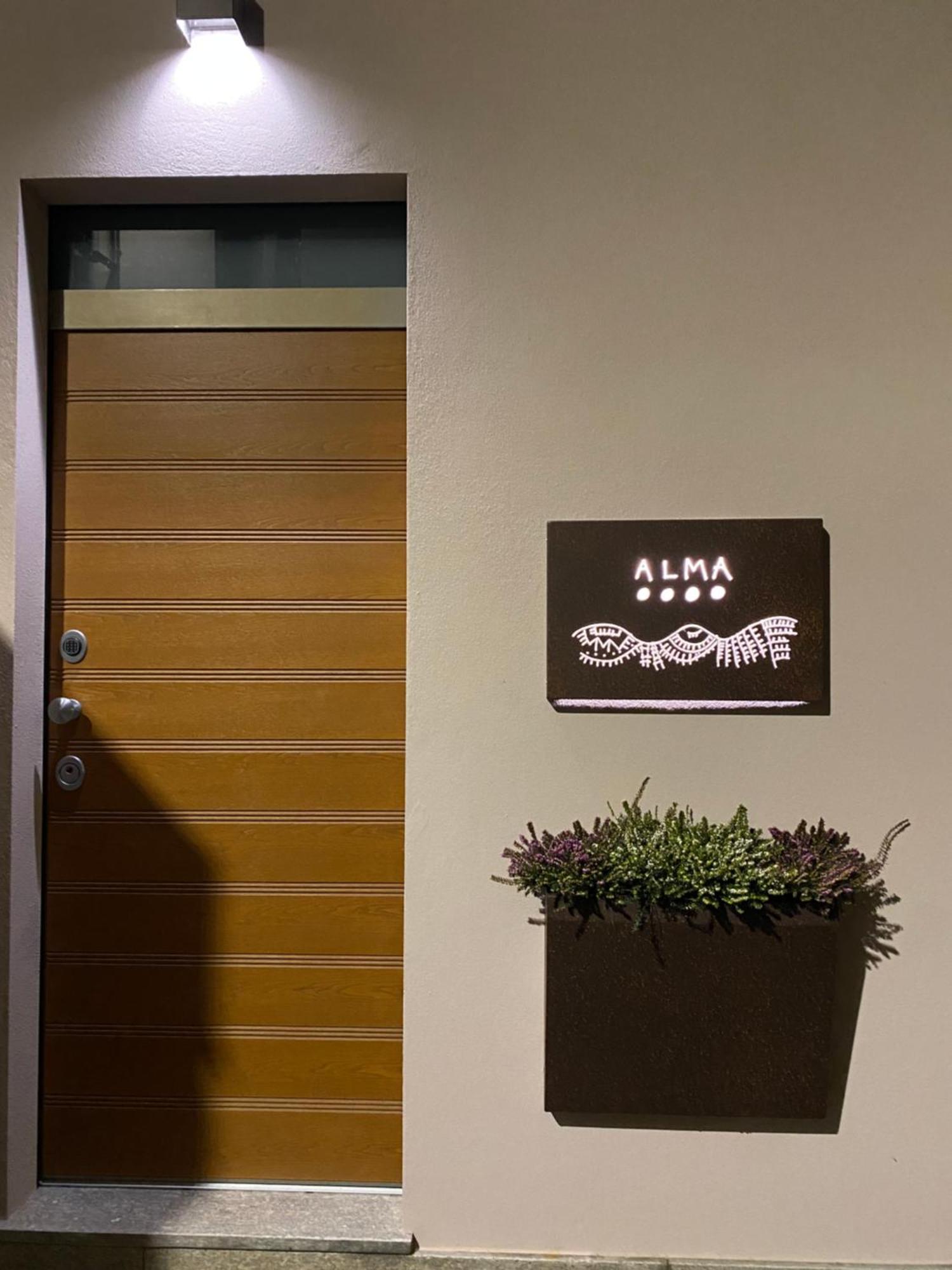 Alma I Luoghi Dell Anima Apartamento Diano dʼAlba Exterior foto